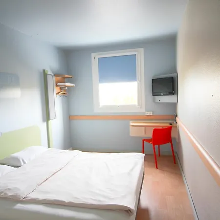 Ibis Budget Muenchen Ost Messe *